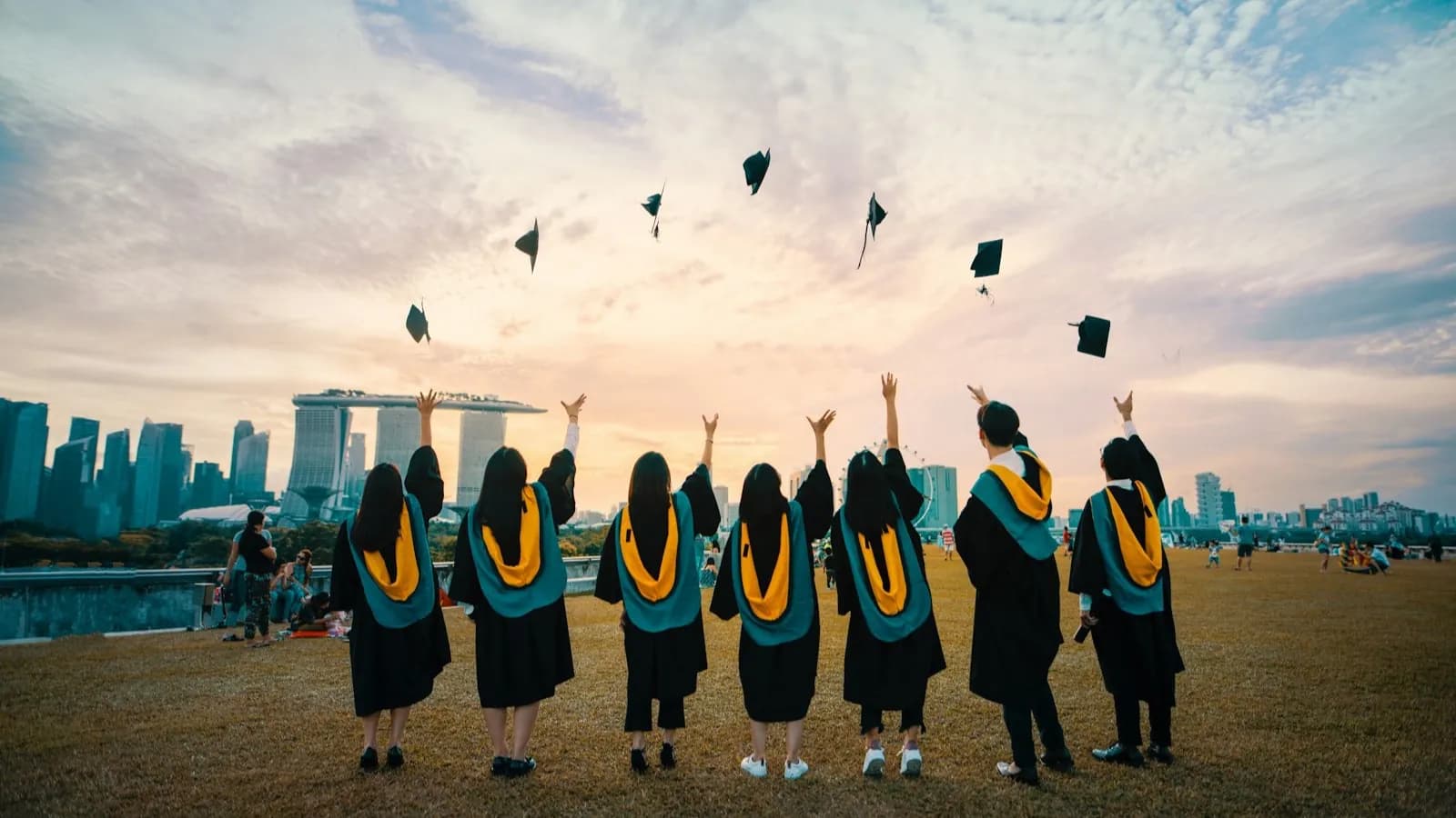 LSCT students choosing their study route