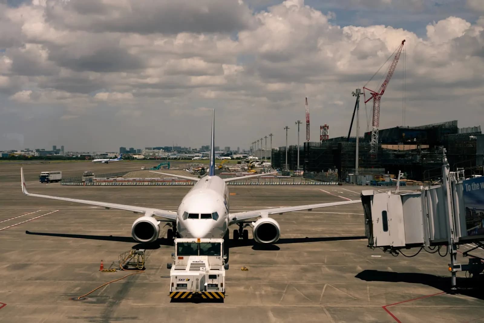 Higher Diploma in Aviation Technology Applications — Higher Diploma at London School of Aviation & Airport Management