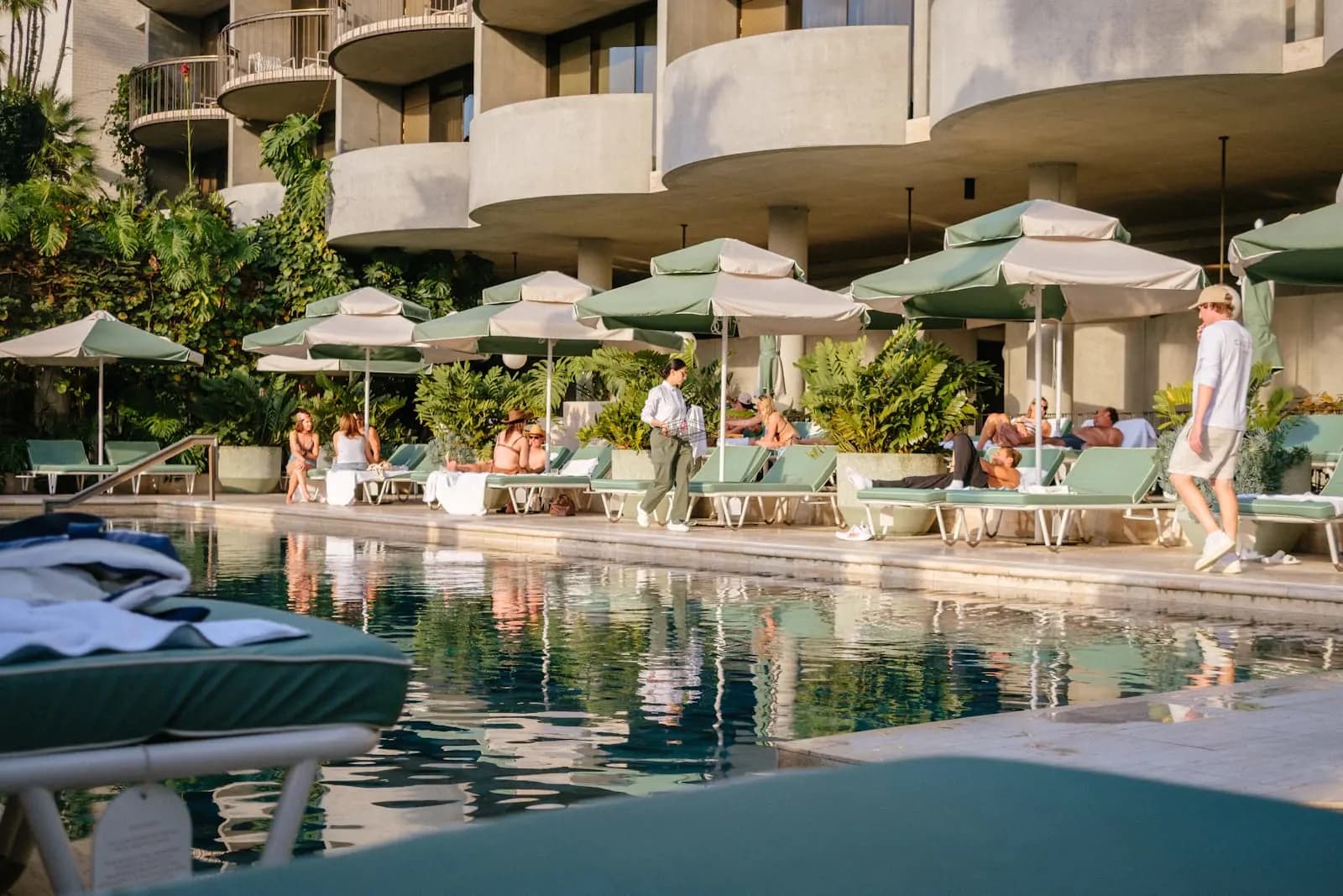 Advanced Diploma in Online Booking System Management — Advanced Diploma at London School of Hotel and Resort Management
