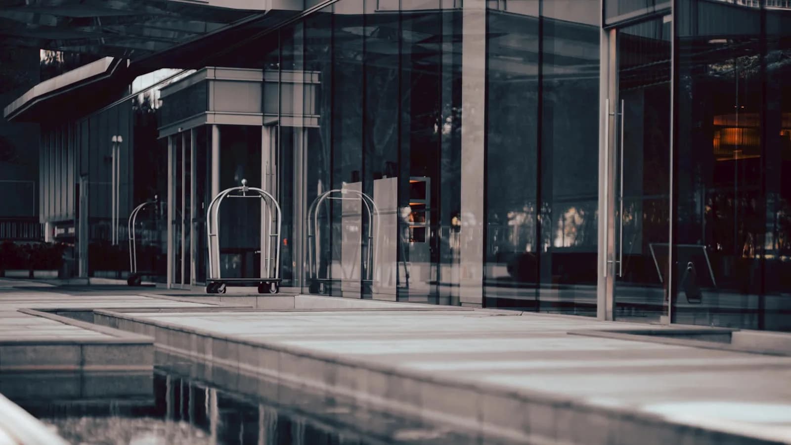 BA in Hotel Standards Management — Bachelor at London School of Hotel and Resort Management
