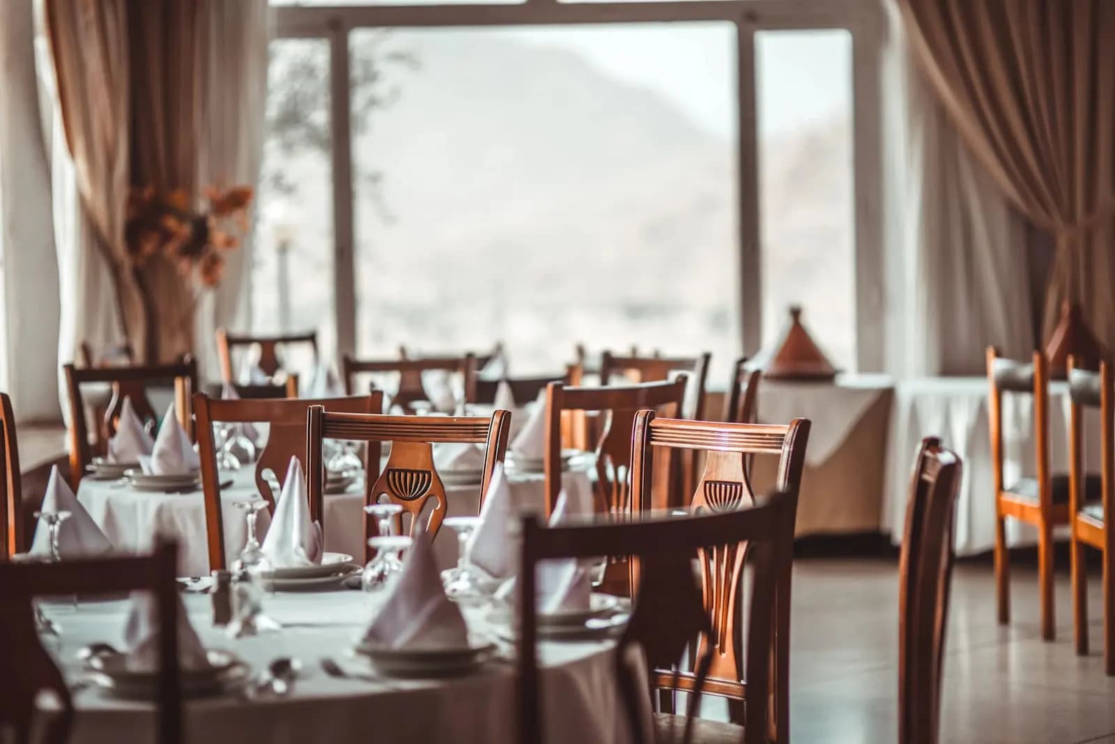 Diploma in International Hospitality Management — Diploma at London School of Hotel and Resort Management