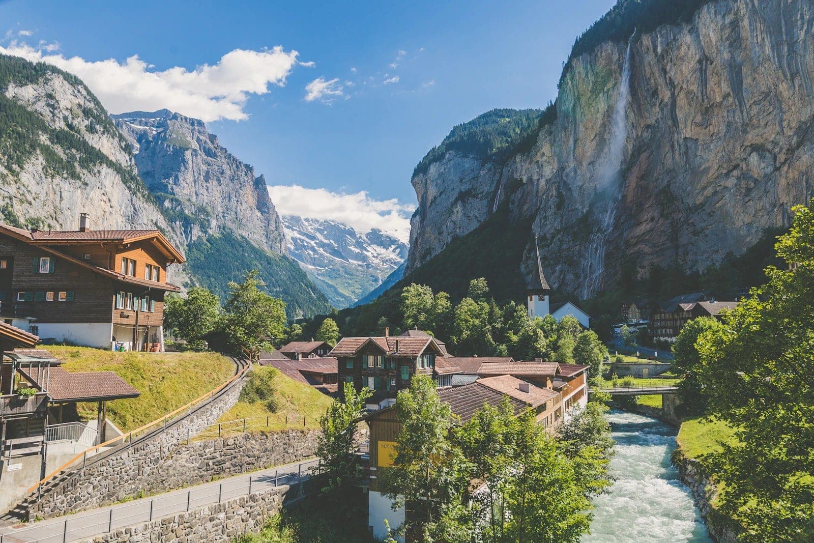 Higher Diploma in Hospitality Innovation — Higher Diploma at London School of Hotel and Resort Management