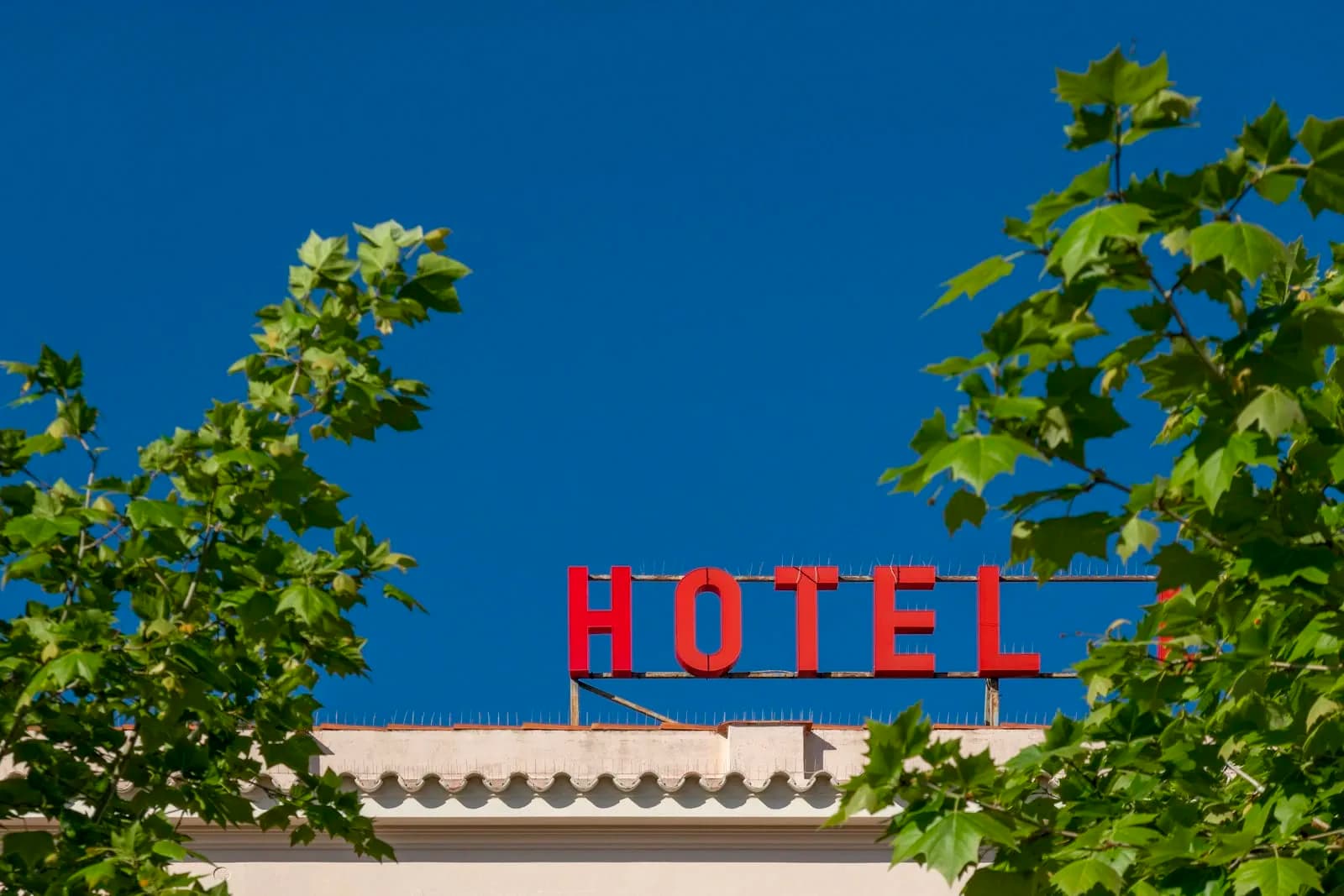 Higher Diploma in Hospitality Standards Management — Higher Diploma at London School of Hotel and Resort Management