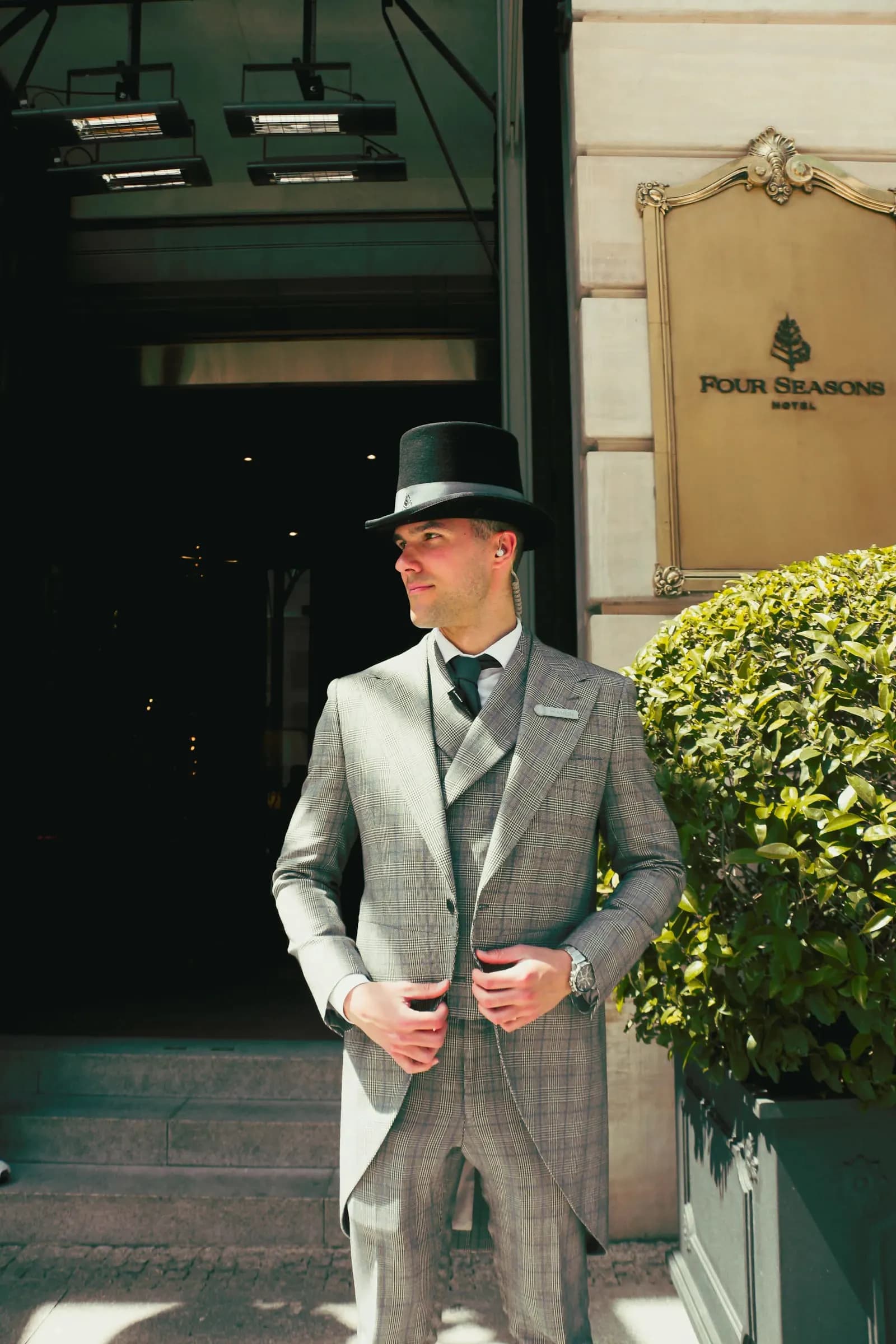 Diploma in Food & Beverage Management — Diploma at London School of International Luxury Hospitality & Hotel Management