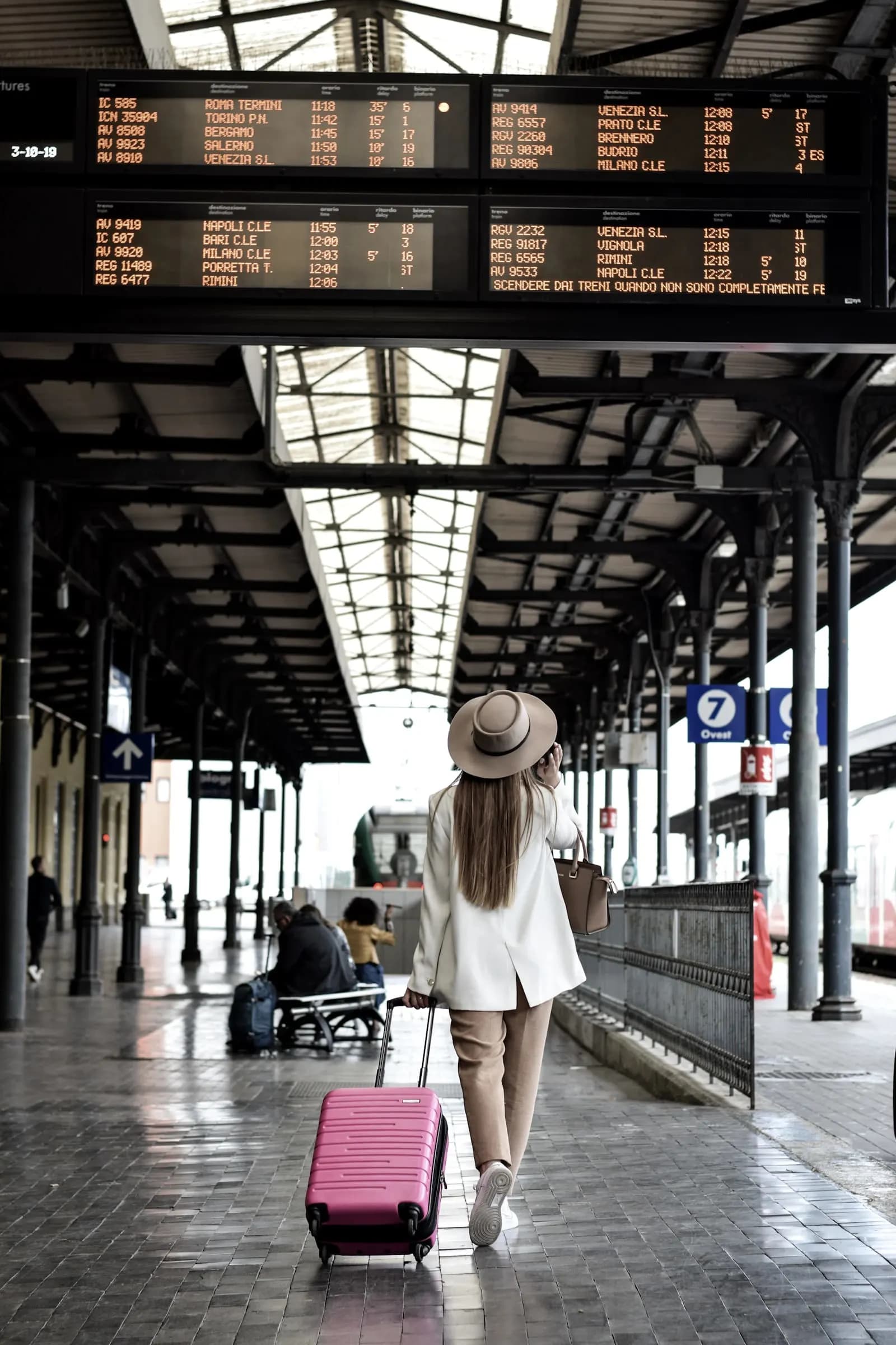 MSc in Airport Passenger Services Management — Master at London School of International Luxury Hospitality & Hotel Management
