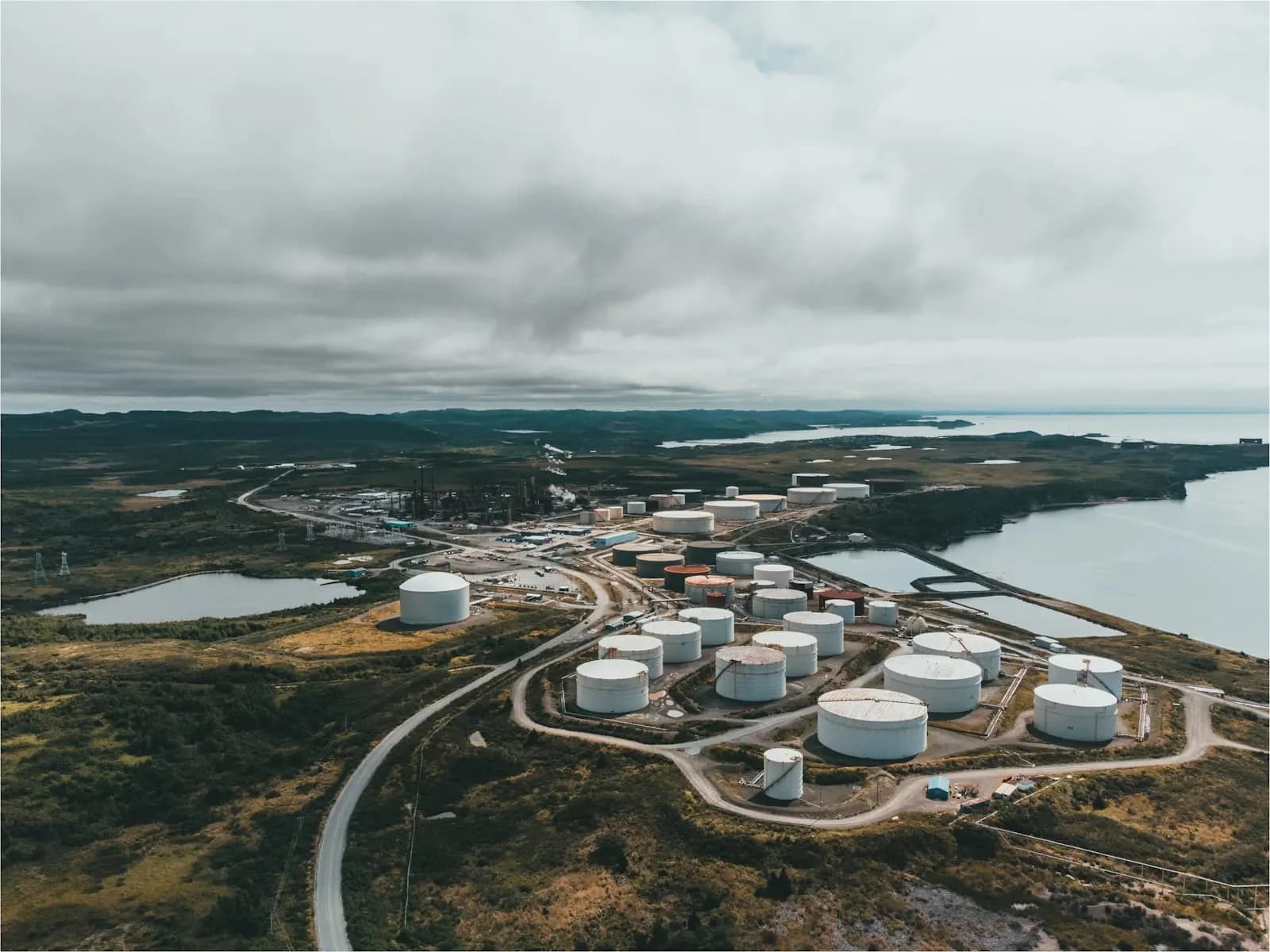 Advanced Diploma in Petroleum Operations Leadership — Advanced Diploma at London School of Oil and Gas Management