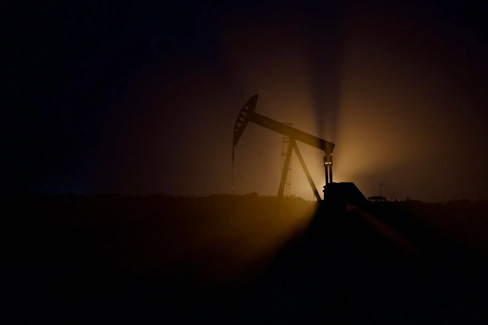 Certificate in Oil and Gas Operations Support — Certificate at London School of Oil and Gas Management