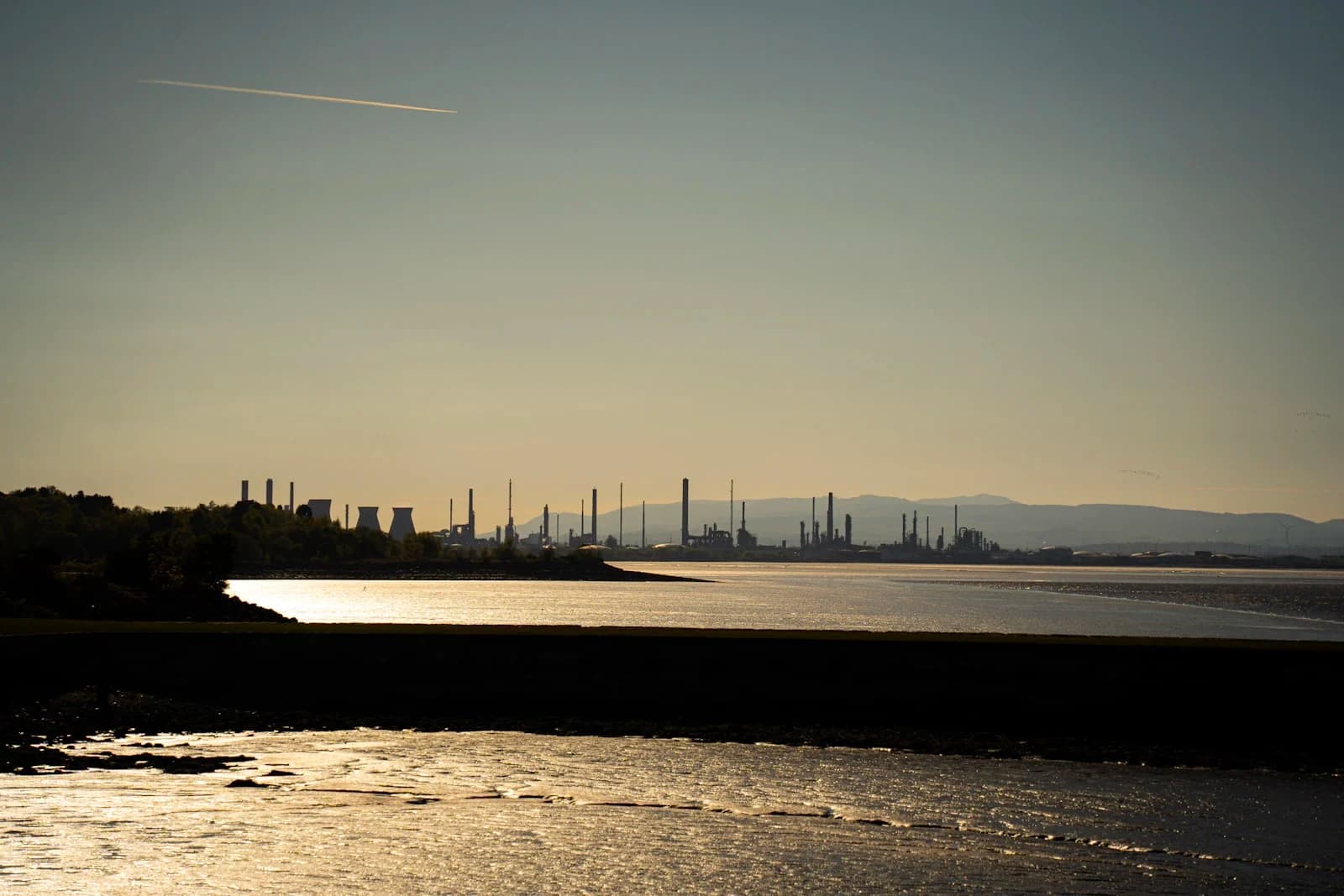 Diploma in Petroleum Operations Management — Diploma at London School of Oil and Gas Management