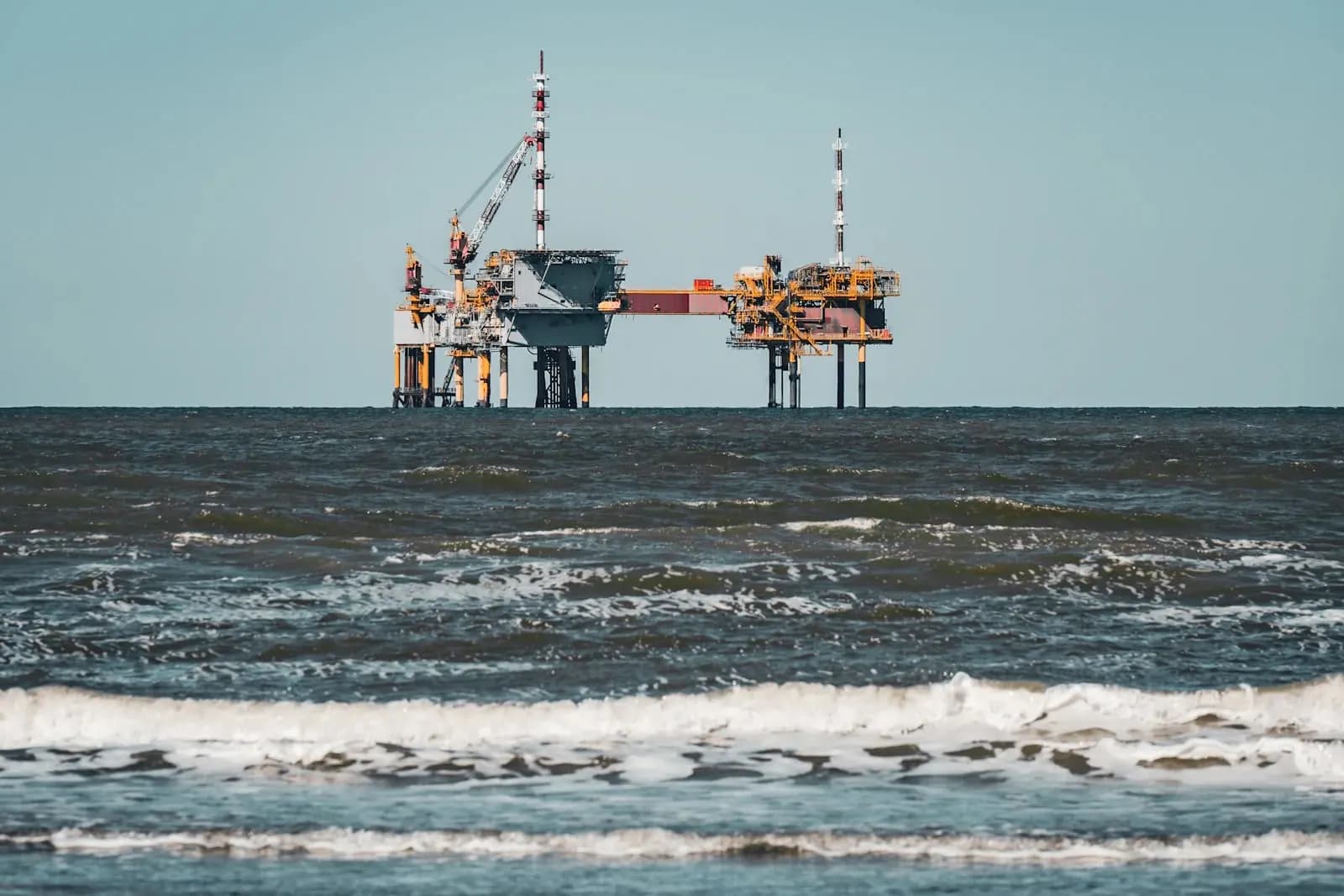 Higher Diploma in Oil and Gas Commercial Engineering — Higher Diploma at London School of Oil and Gas Management