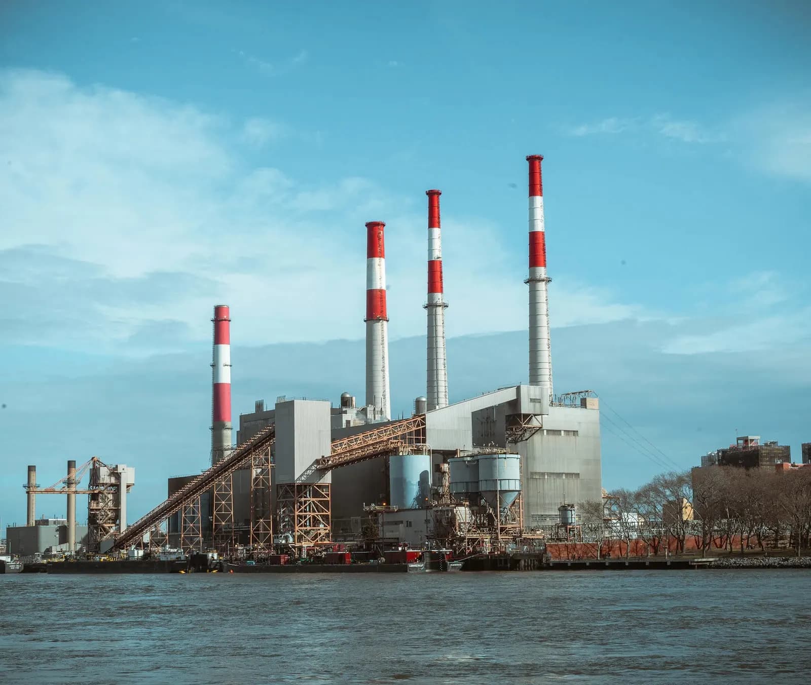 Advanced Diploma in Energy Procurement Management — Advanced Diploma at London School of Petroleum and Energy