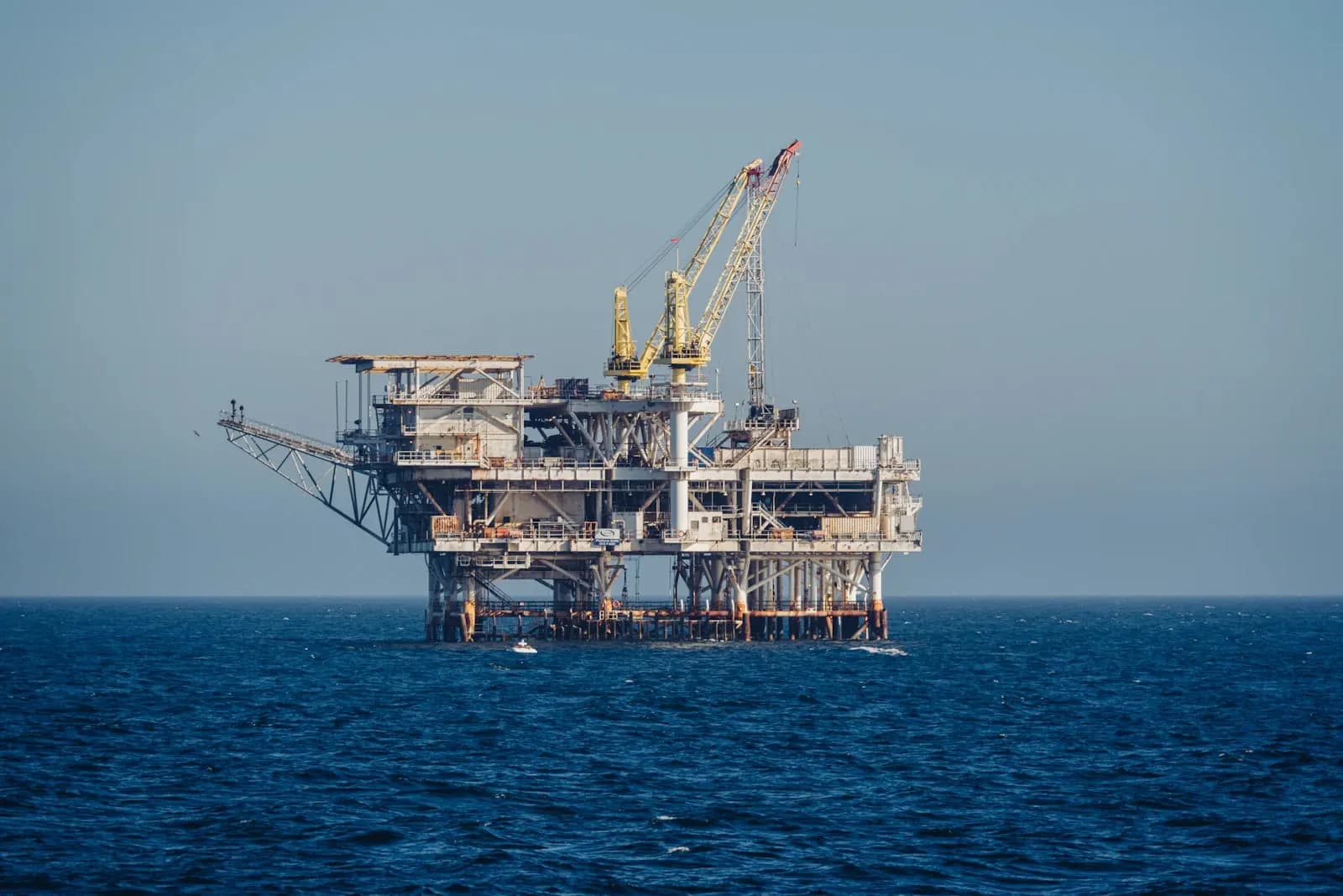 Diploma in Energy Intelligence Systems — Diploma at London School of Petroleum and Energy